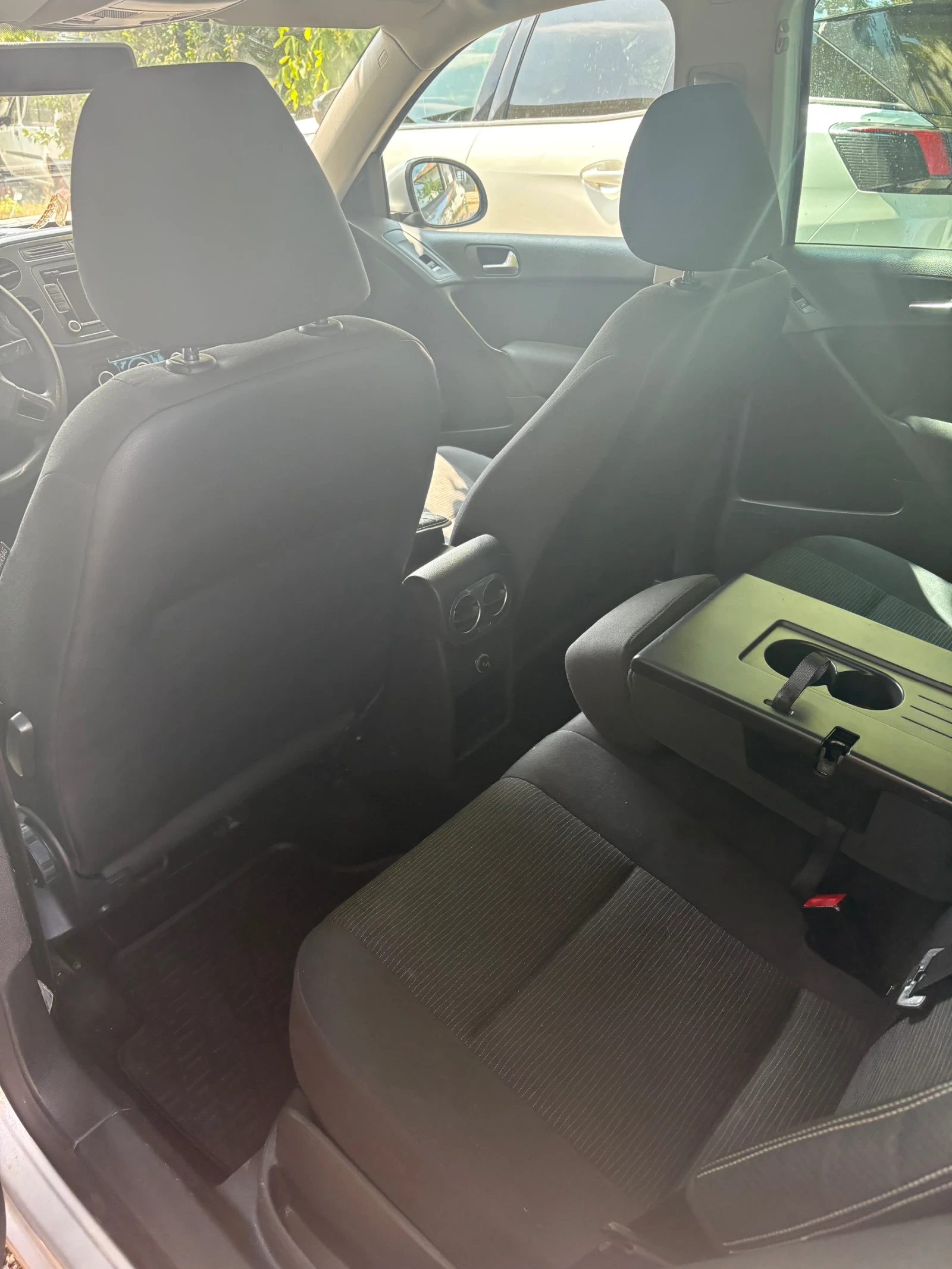 VW Tiguan, снимка 11 - Автомобили и джипове - 55603108