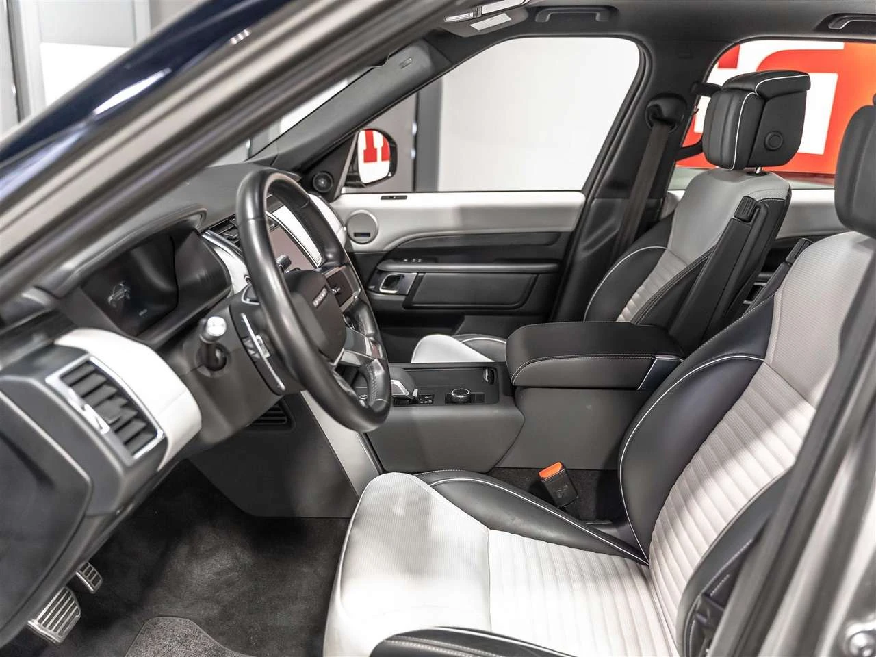 Land Rover Discovery R-Dynamic S| P360 Turbo Inline-6| Adaptive Cruise| | Mobile.bg � ����������� 6
