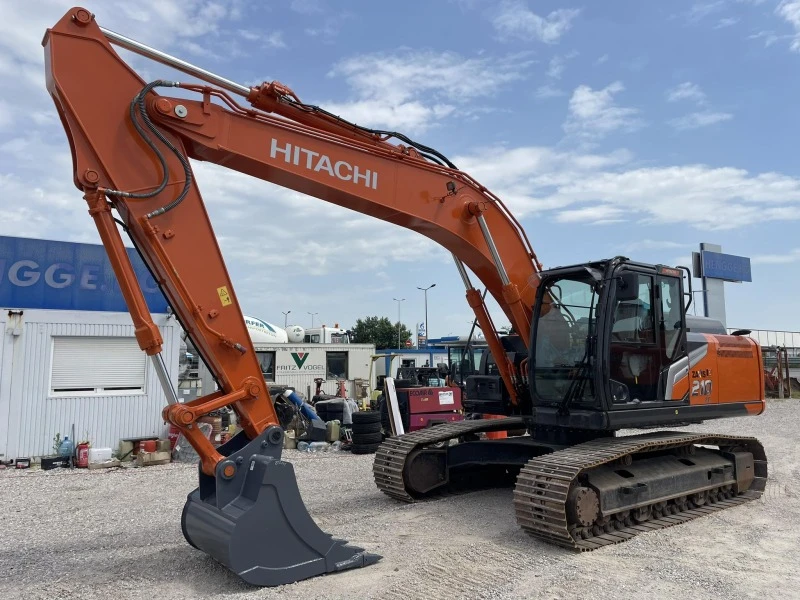 Багер Hitachi ZX 210 LC-7, снимка 11 - Индустриална техника - 46038466