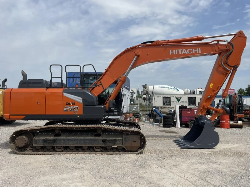 Багер Hitachi ZX 210 LC-7, снимка 13 - Индустриална техника - 46038466