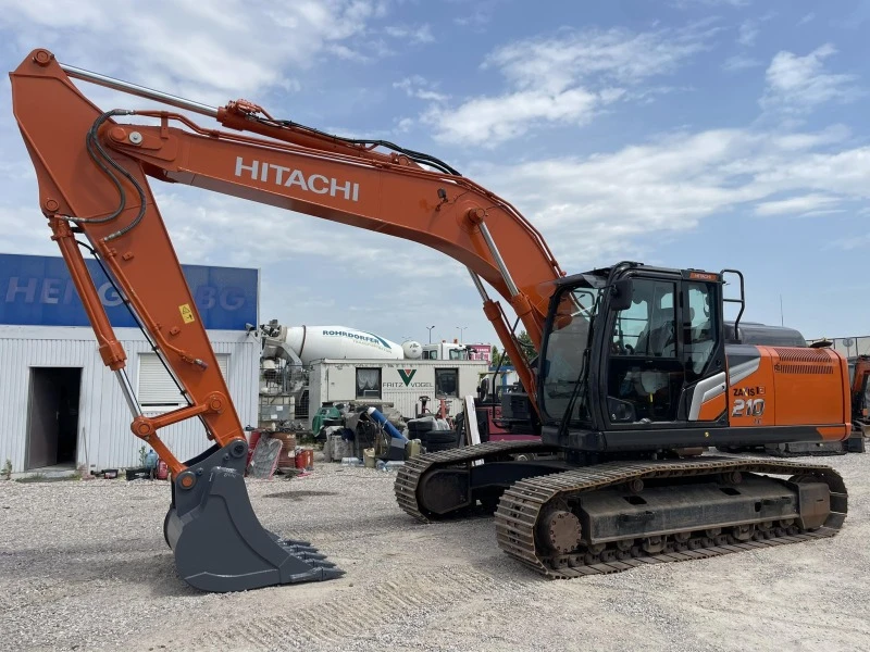 Багер Hitachi ZX 210 LC-7, снимка 10 - Индустриална техника - 46038466