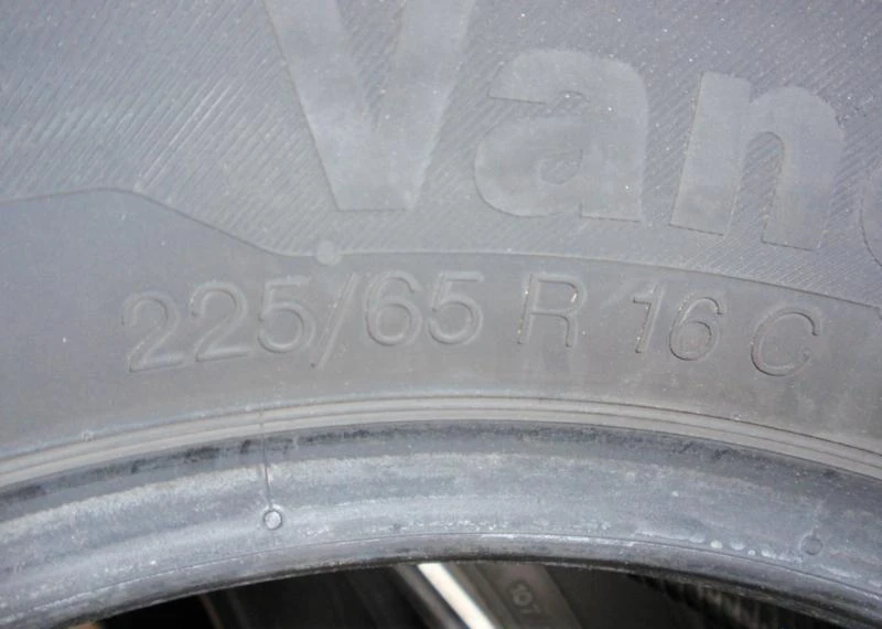 Гуми Летни 225/65R16, снимка 4 - Гуми и джанти - 5251915