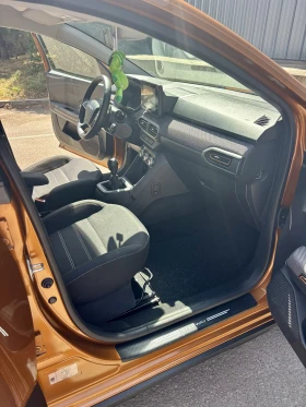 Dacia Sandero Stepway- Бензин/ Газ, 100к.с., снимка 11