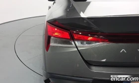 Hyundai Elantra 1.6 LPi Smart, снимка 9