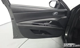 Hyundai Elantra 1.6 LPi Smart, снимка 14