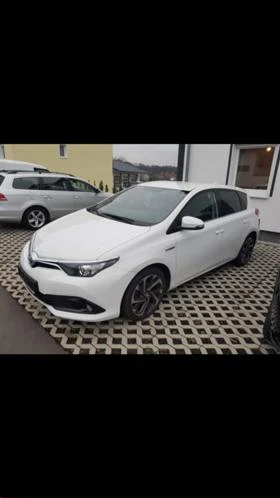 Toyota Auris 1.8 hibrid | Mobile.bg    2