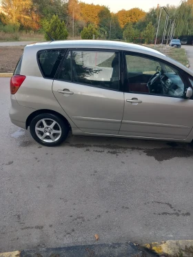 Toyota Corolla verso 1.8 ГАЗ ИНЖ., снимка 8