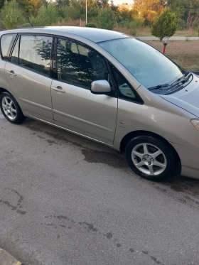 Toyota Corolla verso 1.8 ГАЗ ИНЖ., снимка 9