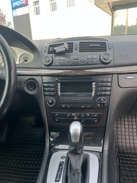 Mercedes-Benz E 320, снимка 12