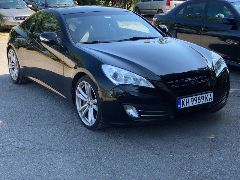 Hyundai Genesis Купе, газ-бензин, снимка 1 - Автомобили и джипове - 46529727