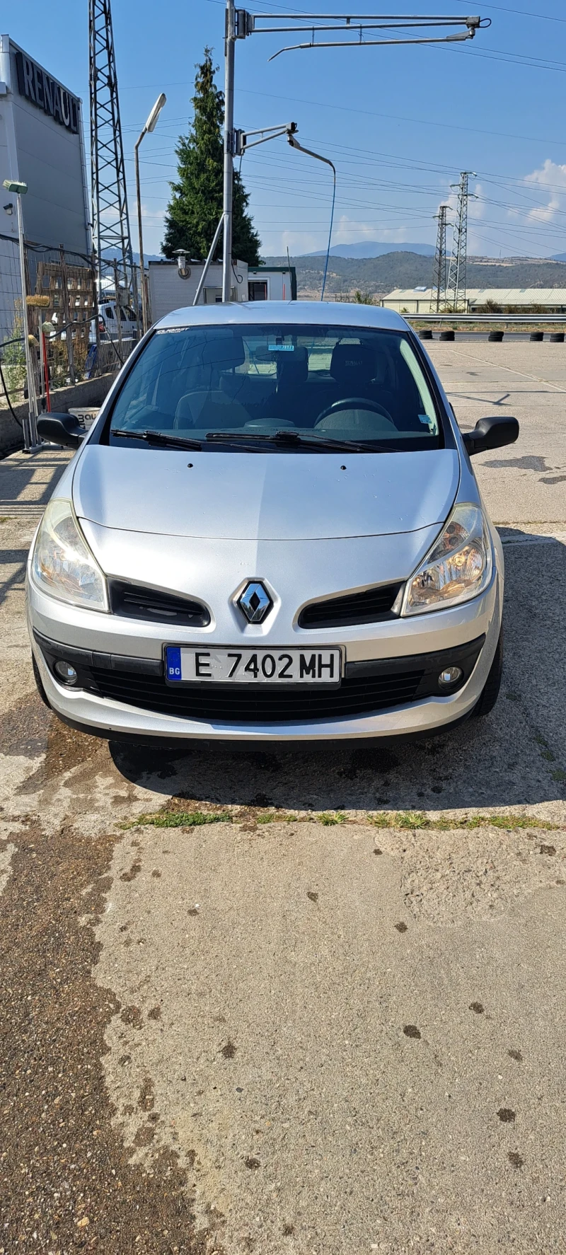 Renault Clio, снимка 1 - Автомобили и джипове - 47167908