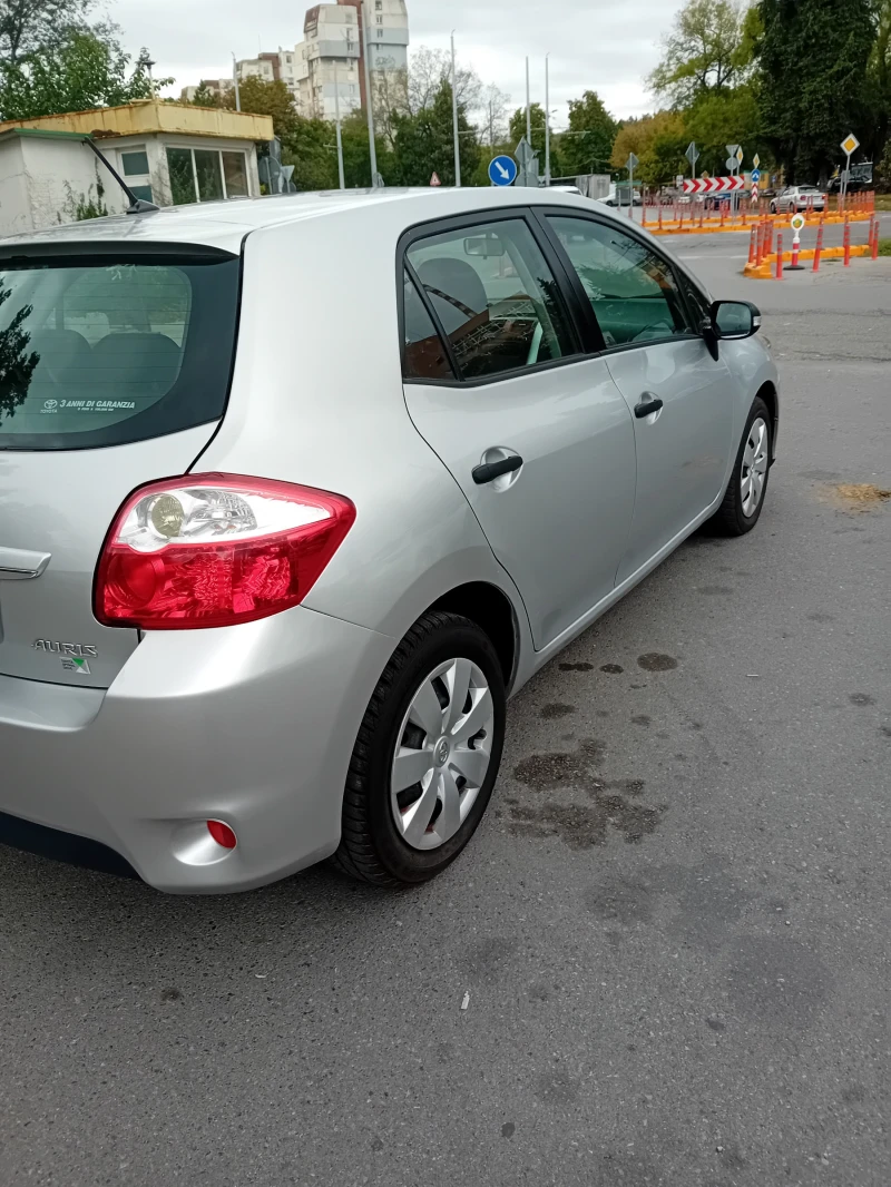 Toyota Auris 1, 33I, снимка 10 - Автомобили и джипове - 47376092