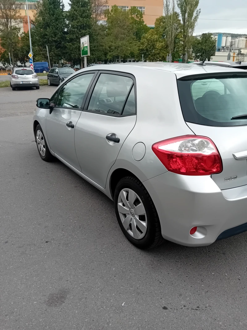 Toyota Auris 1, 33I, снимка 9 - Автомобили и джипове - 47376092