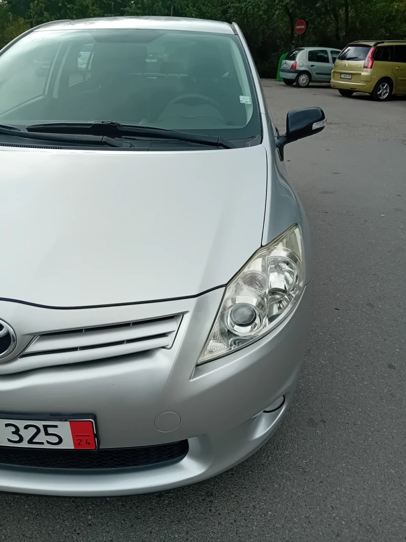 Toyota Auris 1, 33I, снимка 3 - Автомобили и джипове - 47376092