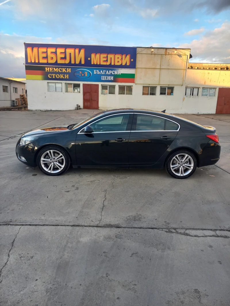 Opel Insignia, снимка 3 - Автомобили и джипове - 47840472