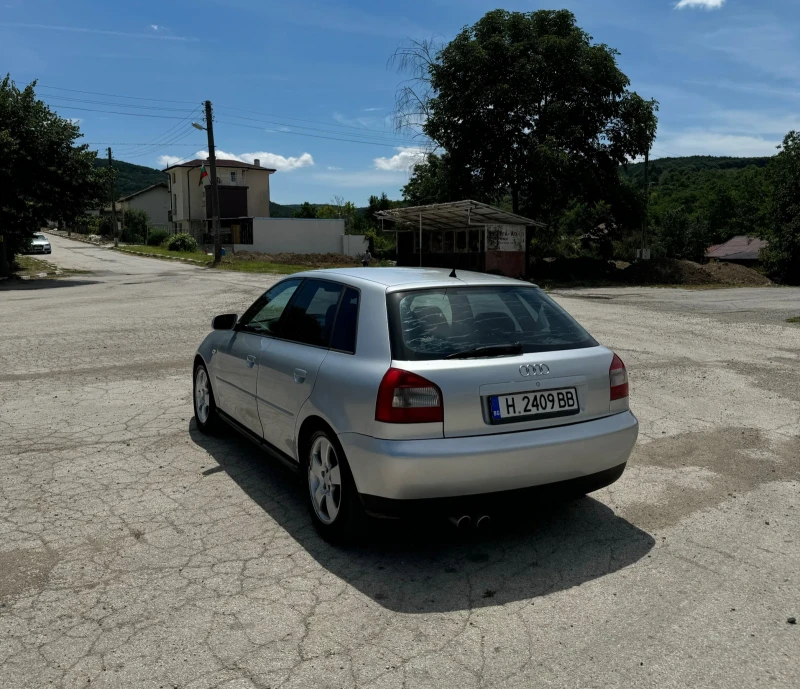 Audi A3 1.8Т, снимка 4 - Автомобили и джипове - 48086236