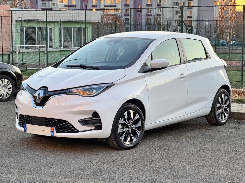 Renault Zoe 52kwh Гаранционно до XI.2030г., снимка 4 - Автомобили и джипове - 48452176