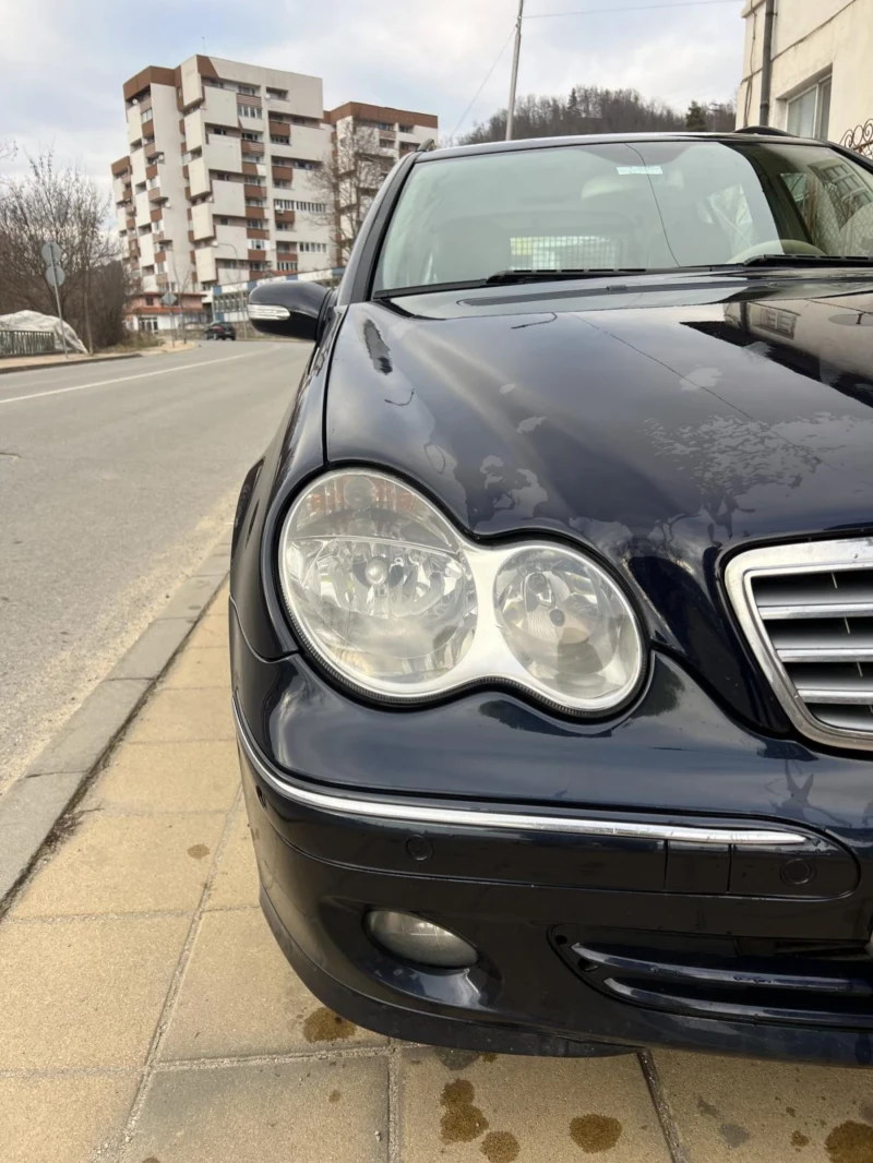 Mercedes-Benz C 220 S203, снимка 7 - Автомобили и джипове - 48739660