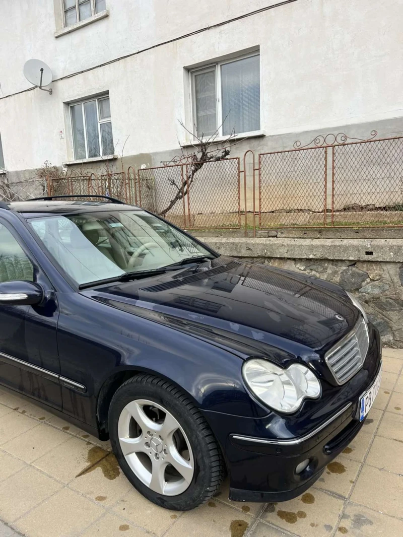 Mercedes-Benz C 220 S203, снимка 8 - Автомобили и джипове - 48739660