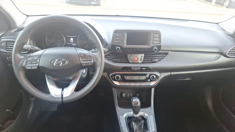 Hyundai I30, снимка 8 - Автомобили и джипове - 49392372