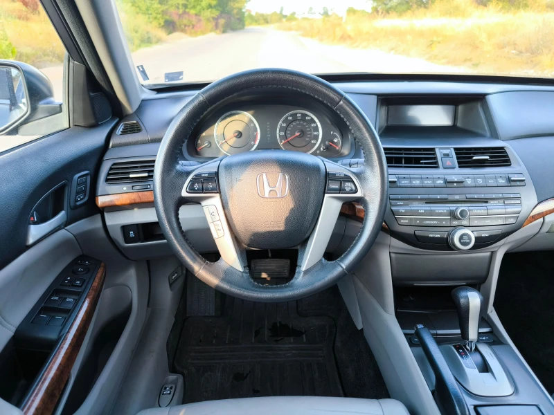 Honda Accord V6 3.5 271HP + 500лв Подарък за гуми, снимка 7 - Автомобили и джипове - 51875131