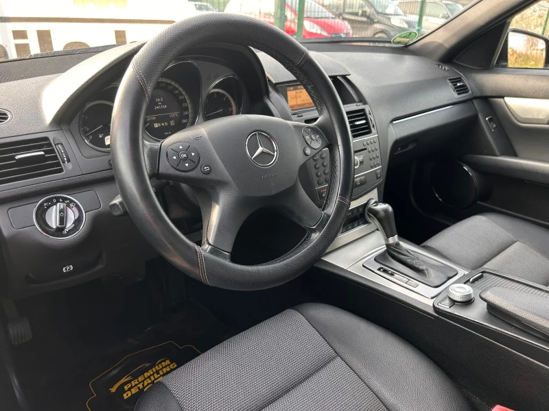 Mercedes-Benz C 220, снимка 9 - Автомобили и джипове - 52726439