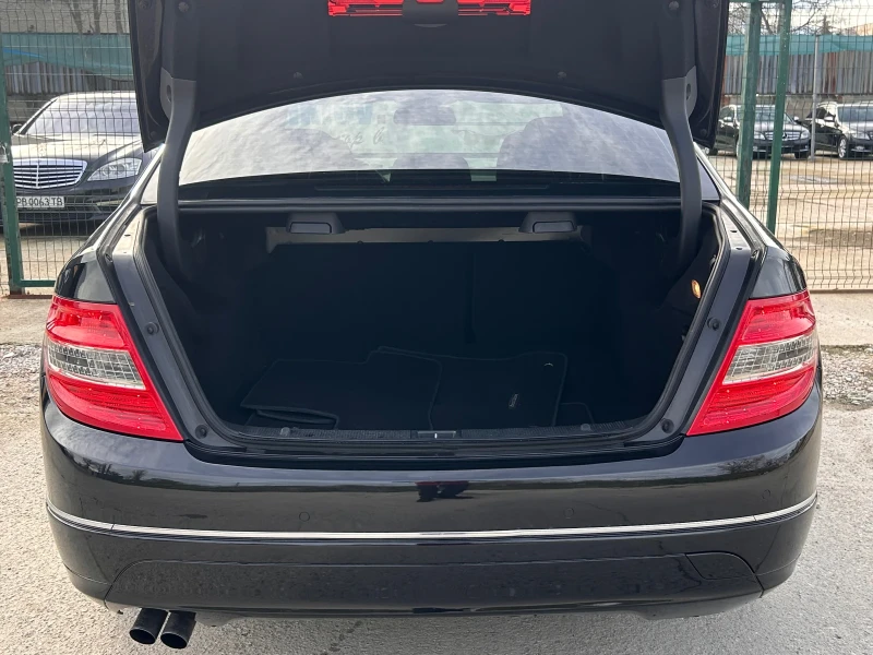 Mercedes-Benz C 220, снимка 4 - Автомобили и джипове - 52726439