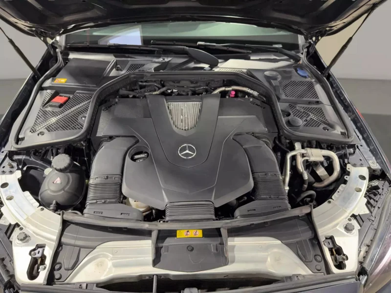 Mercedes-Benz C 400 AMG PACK* BURMASTER* PANO* KEYLESS* 63 AMG LOOK, снимка 16 - Автомобили и джипове - 53035637