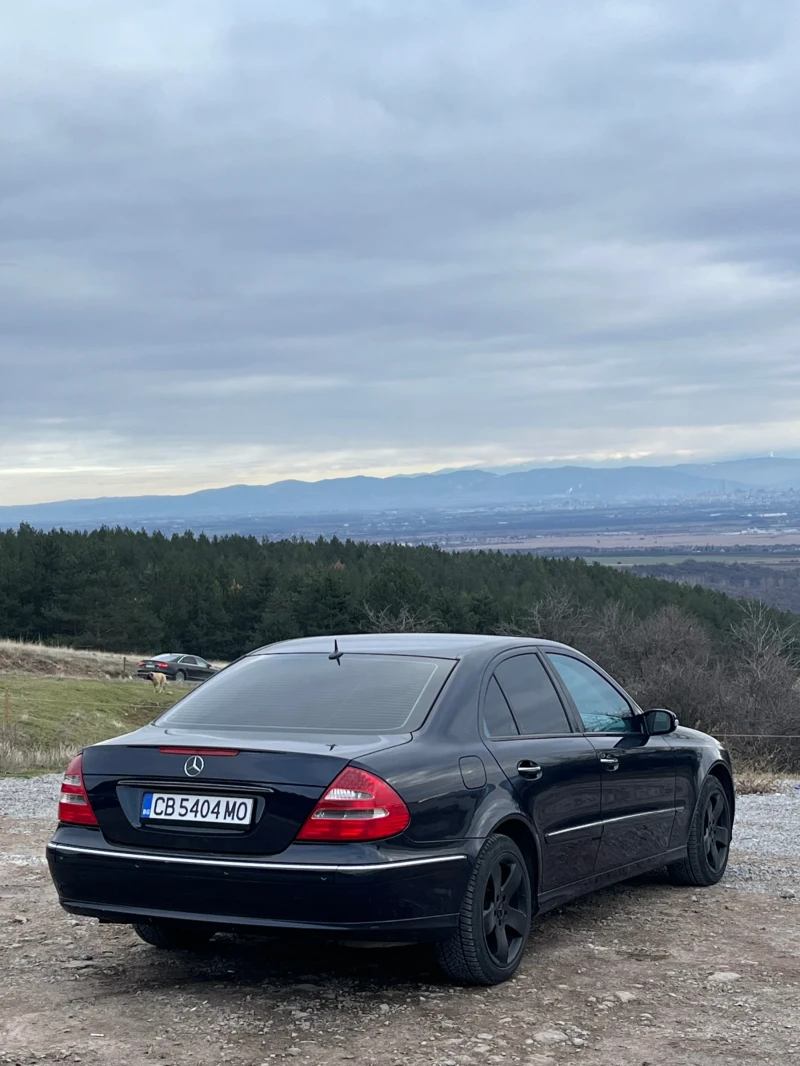 Mercedes-Benz E 320, снимка 6 - Автомобили и джипове - 53292900