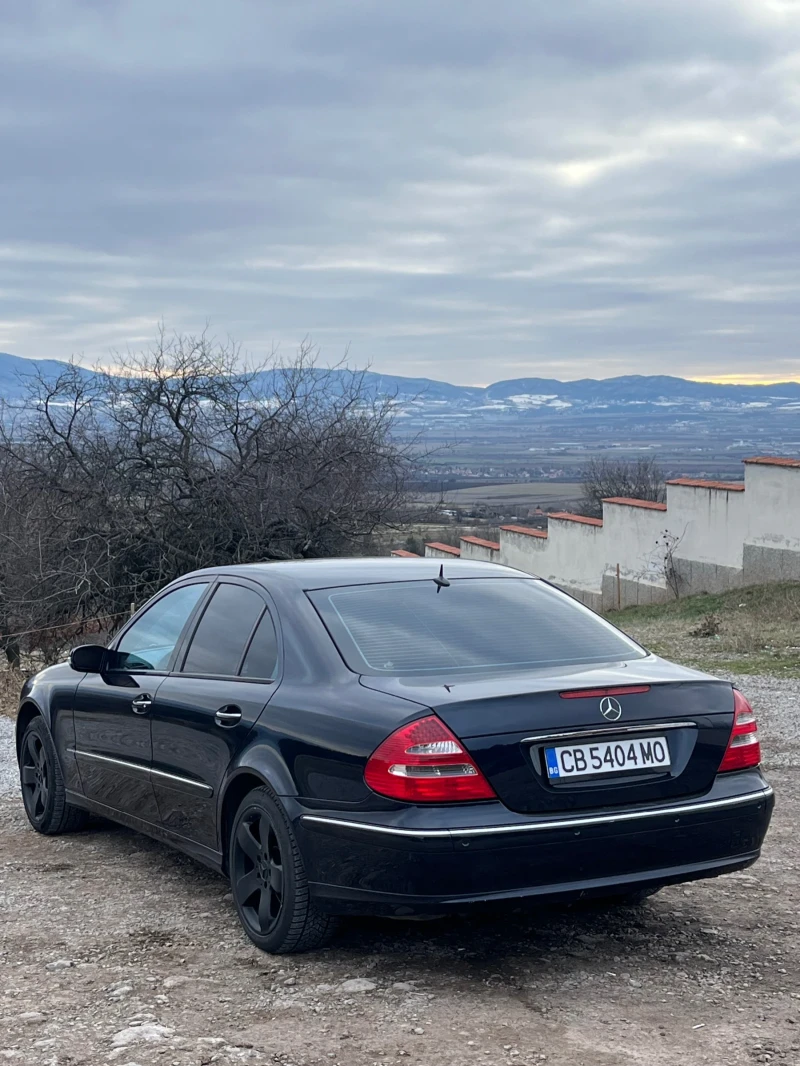 Mercedes-Benz E 320, снимка 5 - Автомобили и джипове - 53292900