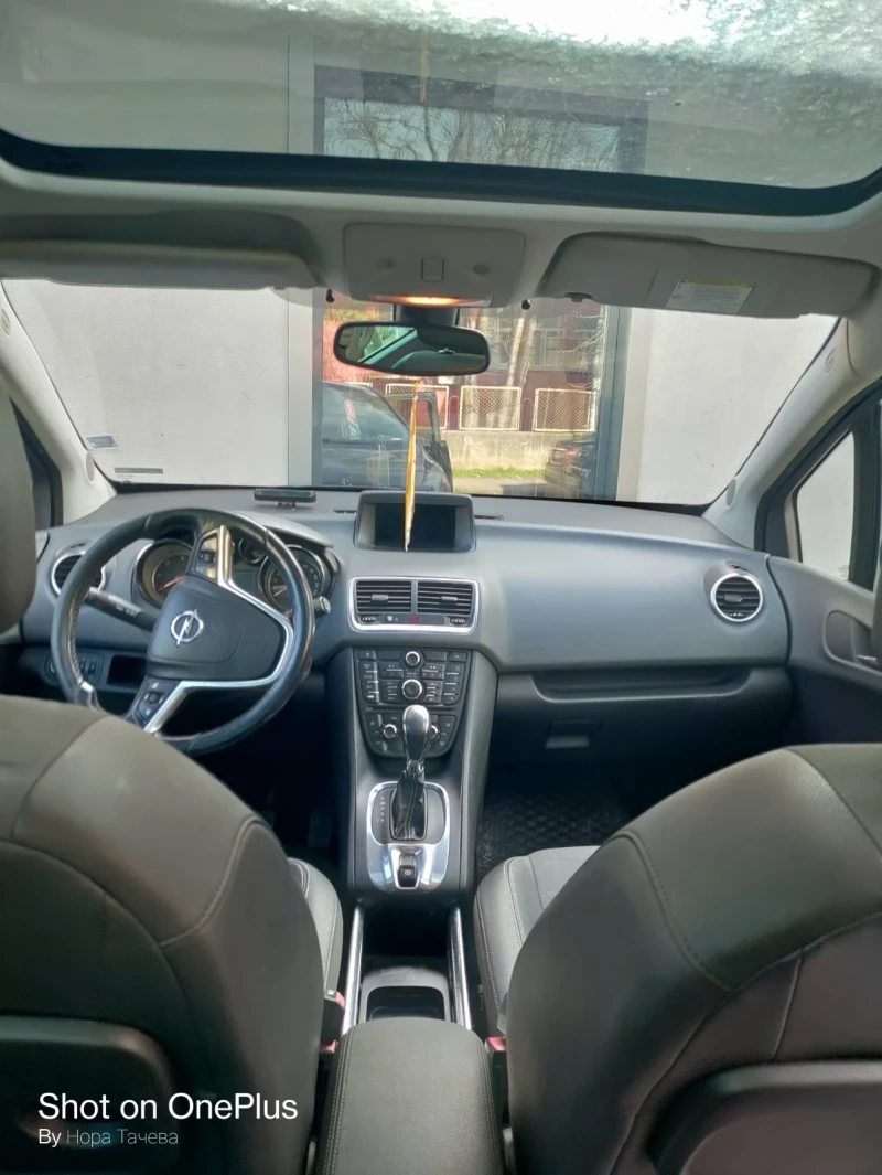 Opel Meriva, снимка 6 - Автомобили и джипове - 53454048