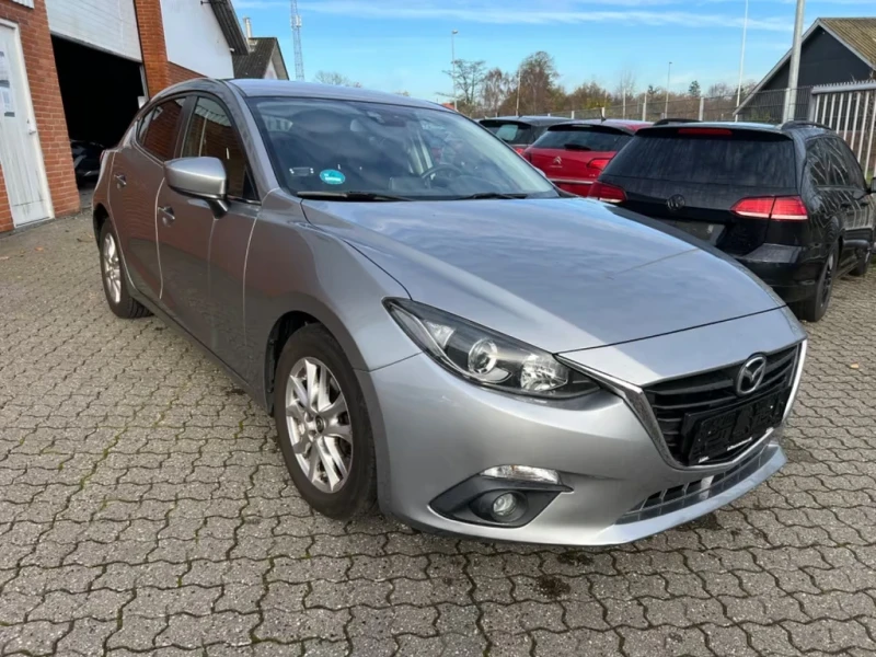 Mazda 3 2.0 Skyactiv -G 120кс full service - 7400 € / 14473.14 лв. - 53410142 1