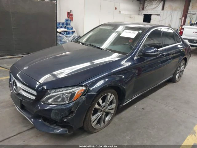 Mercedes-Benz C 300 КОЖА* KEYLESS* ПОДГРЕВ - изображение 2