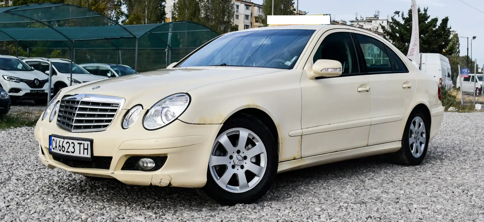 Mercedes-Benz E 200 Има фабричен метан, снимка 1