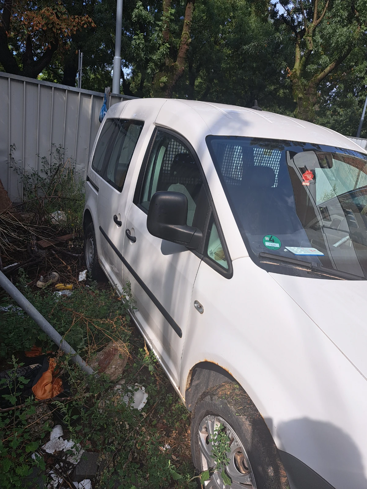 VW Caddy 2.0 ecofuel , снимка 15 - Автомобили и джипове - 53615009