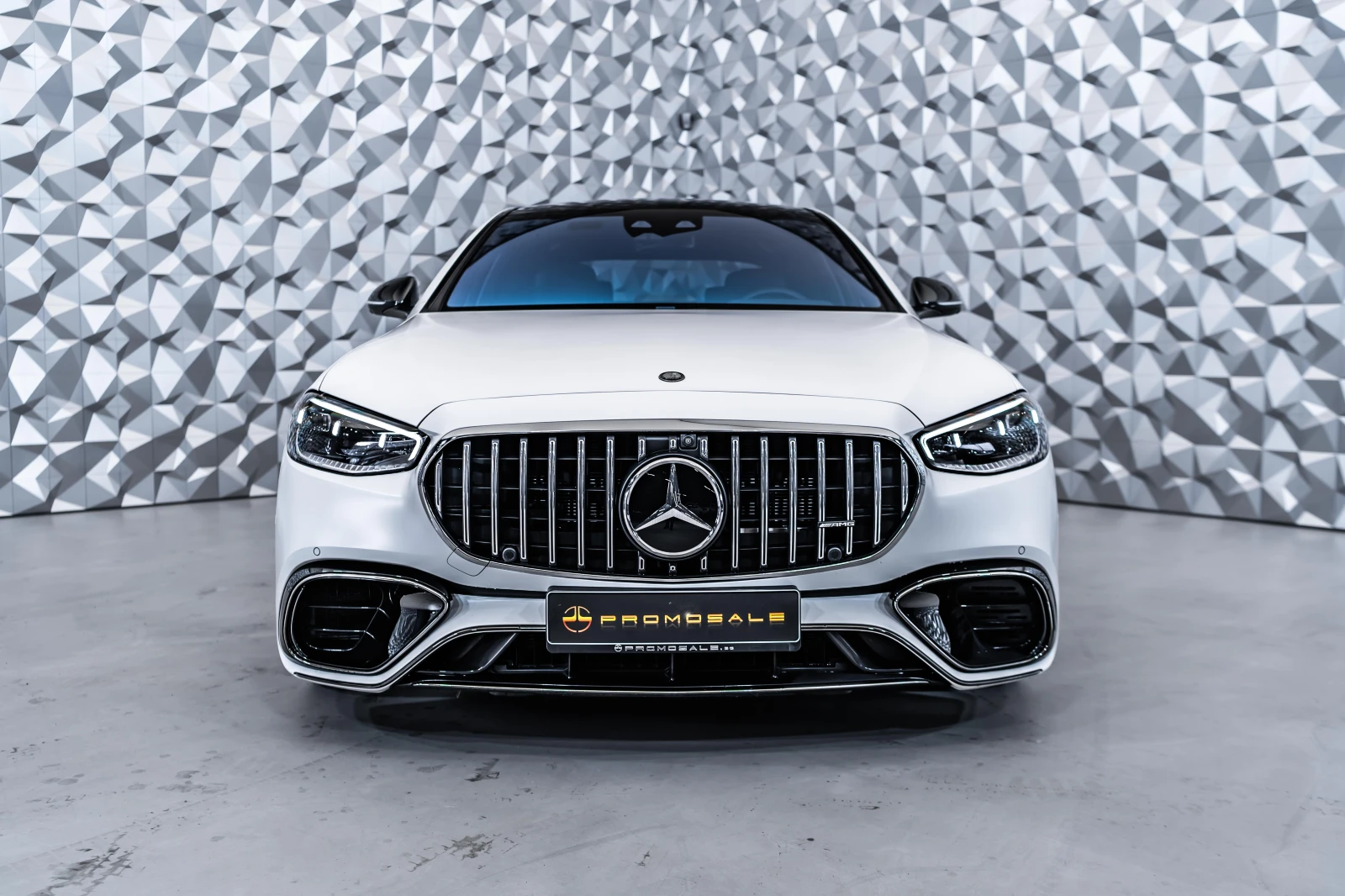 Mercedes-Benz S 63 AMG E-Performance 4M+ Exclusive* FirstCl* Burm* Pano - изображение 2