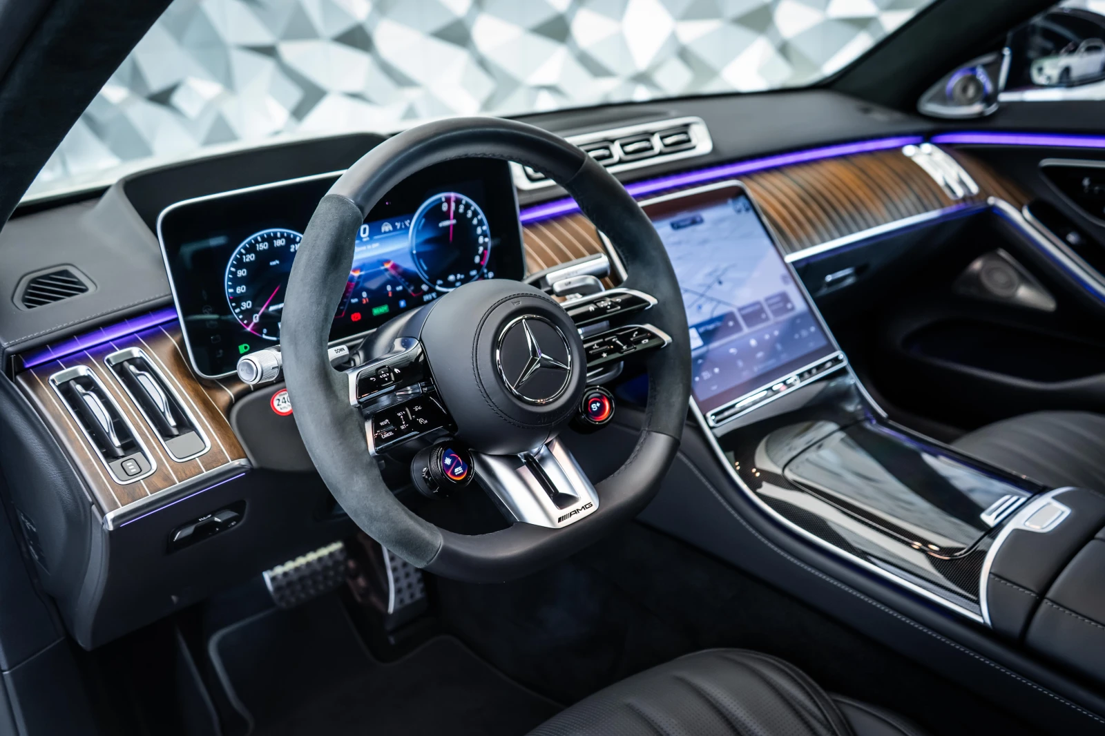 Mercedes-Benz S 63 AMG E-Performance 4M+ Exclusive* FirstCl* Burm* Pano - изображение 8