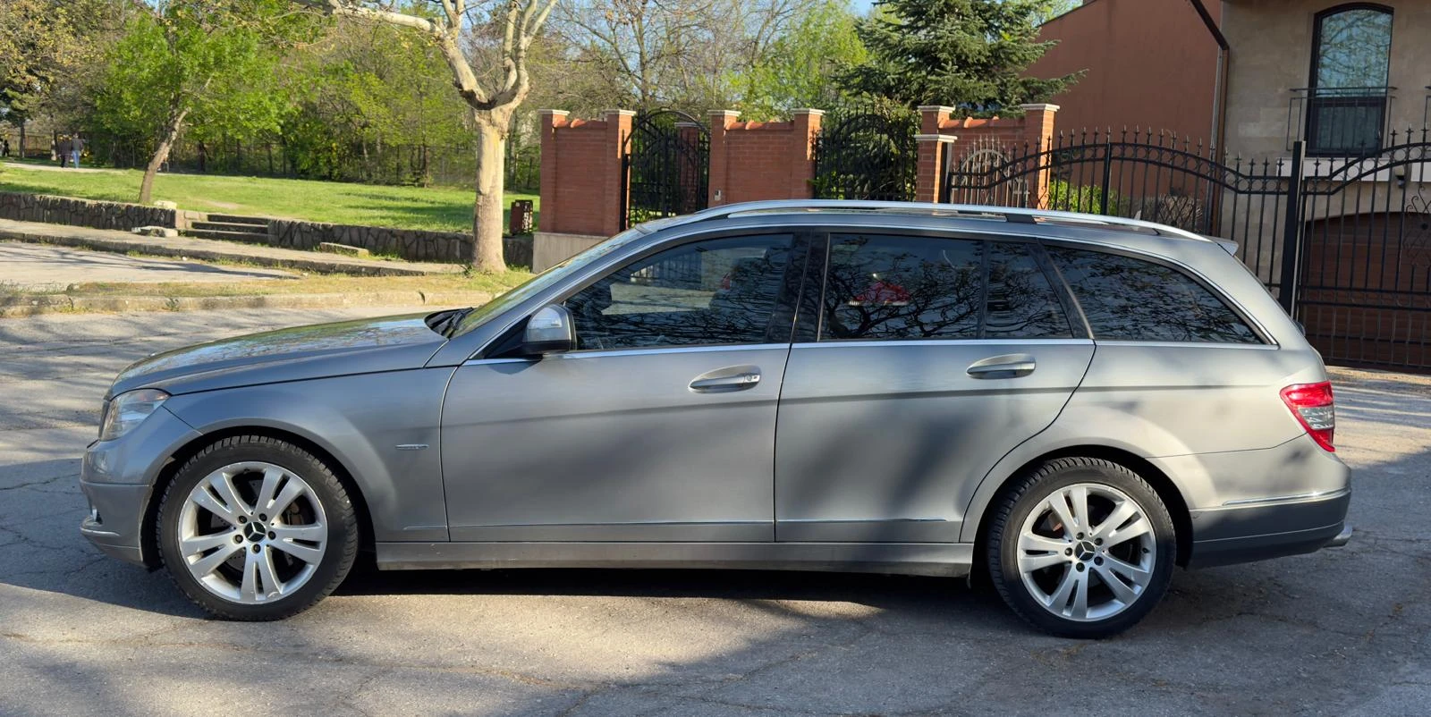Mercedes-Benz C 320 CDI - изображение 7