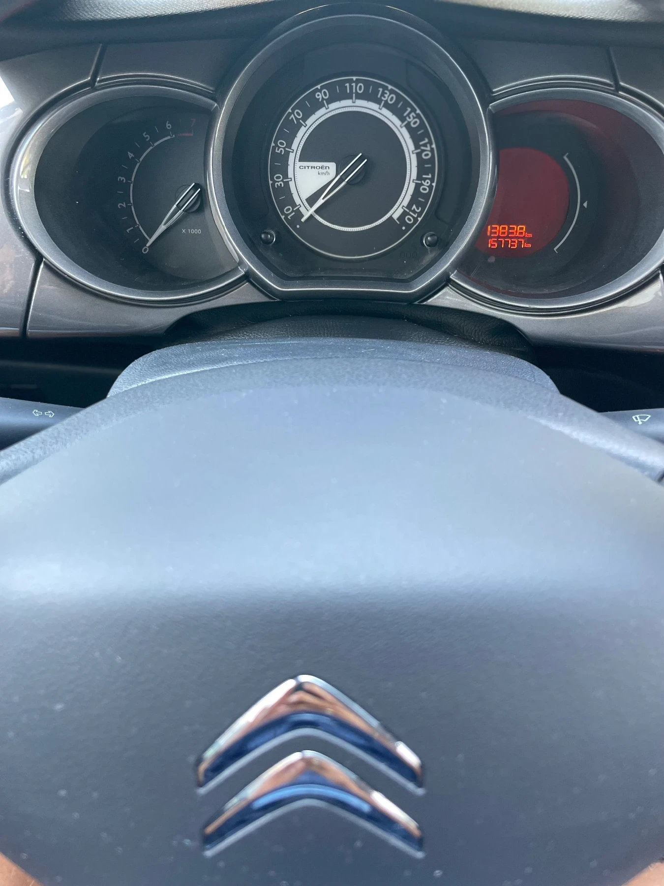 Citroen C3 1.0 - изображение 8