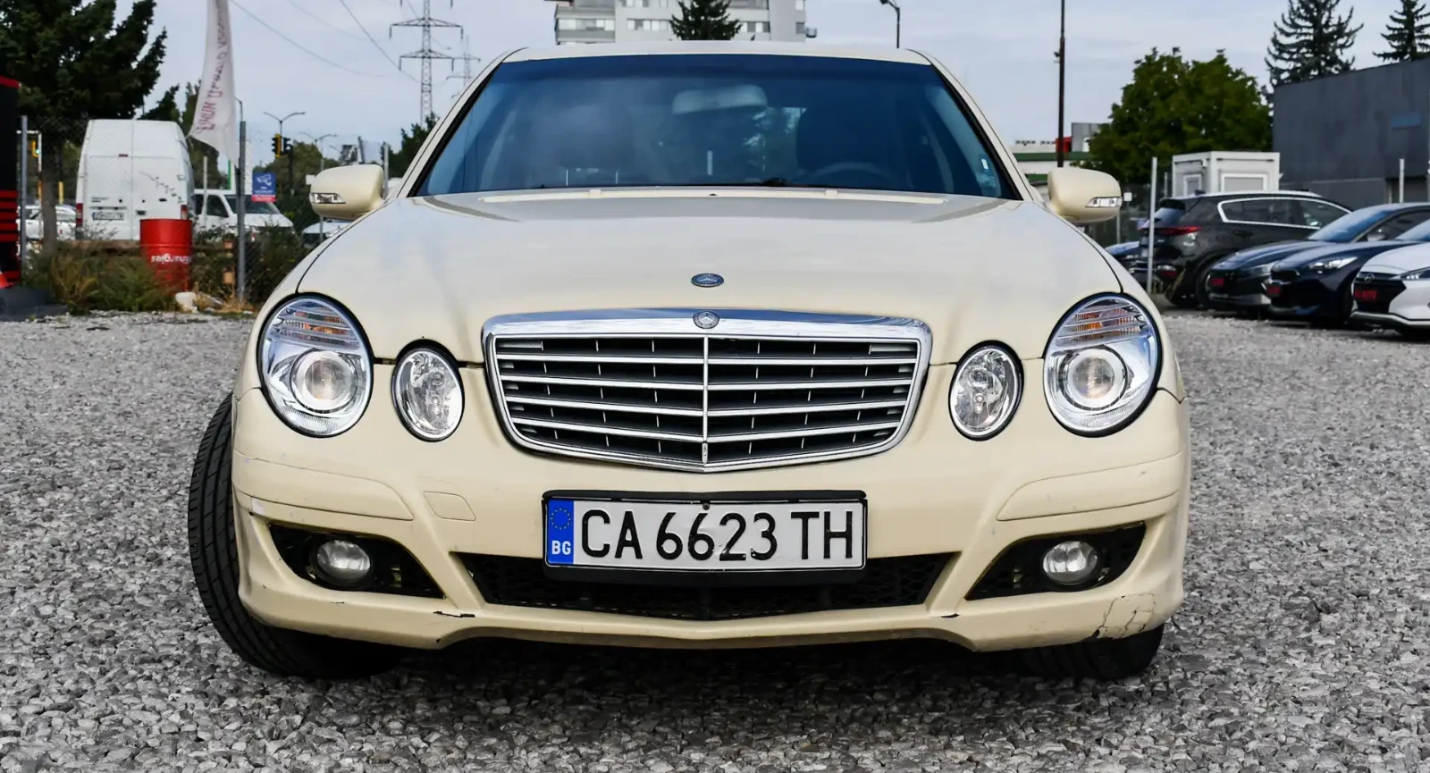 Mercedes-Benz E 200 Има фабричен метан - изображение 2