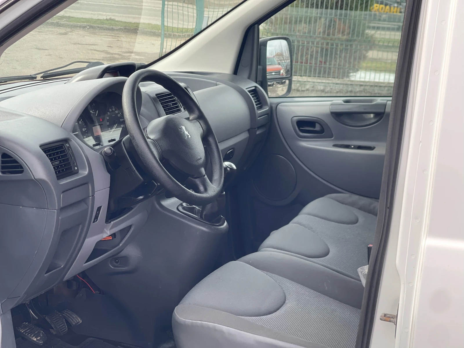 Peugeot Expert 1.6HDi - изображение 10