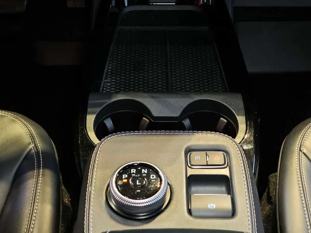 Ford Mustang Mach-E AWD * ��������� ���� �� �� * ���� ���������� *  | Mobile.bg � ����������� 13