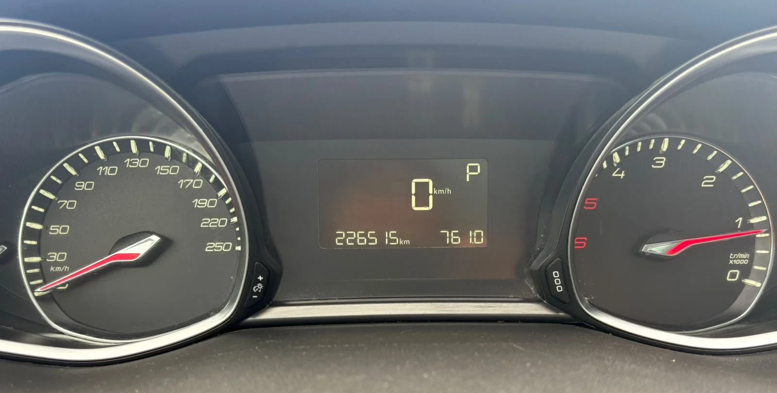Peugeot 308 GT Line TOP , снимка 15 - Автомобили и джипове - 54947354