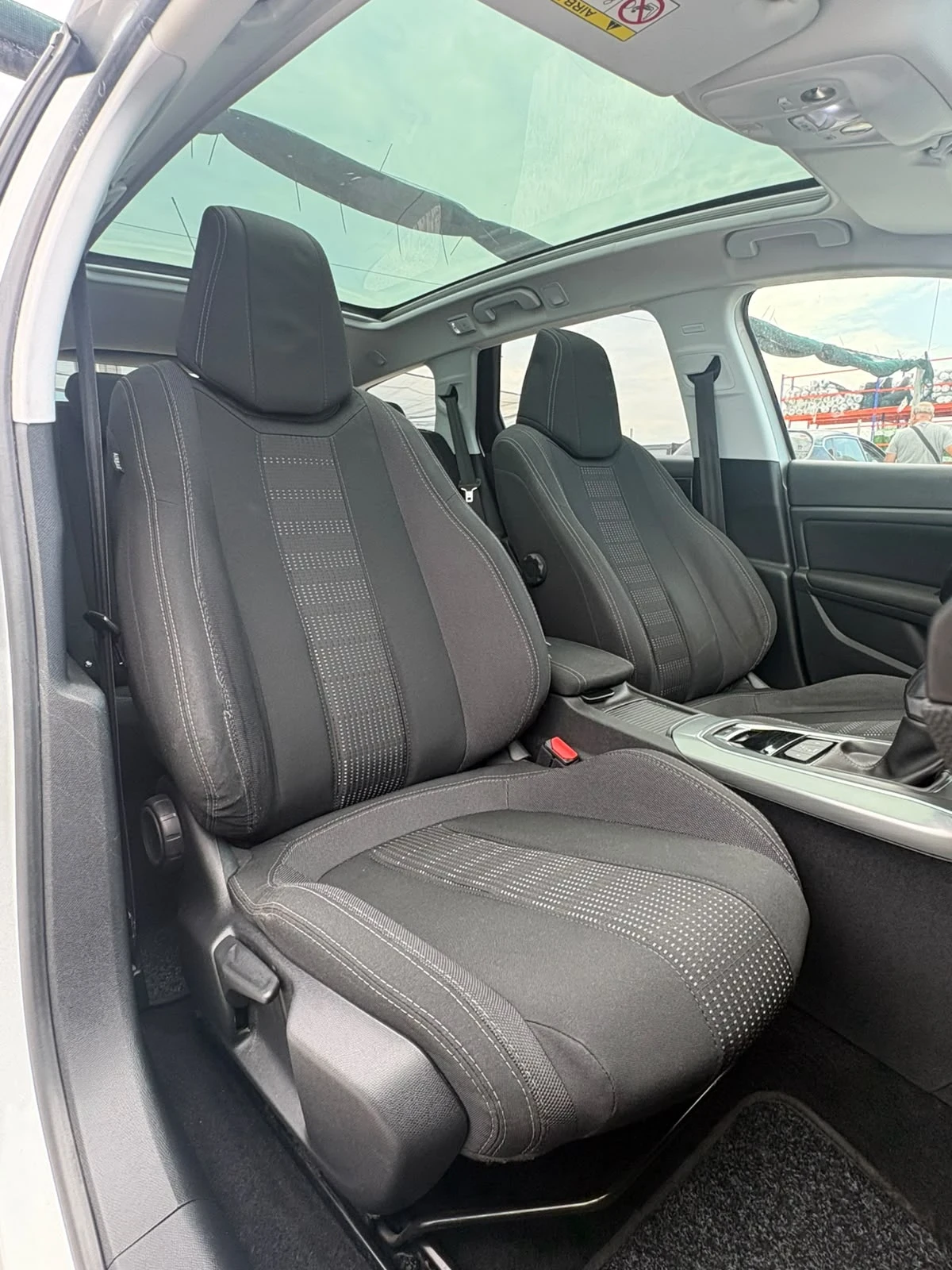 Peugeot 308 GT Line TOP , снимка 13 - Автомобили и джипове - 54947354