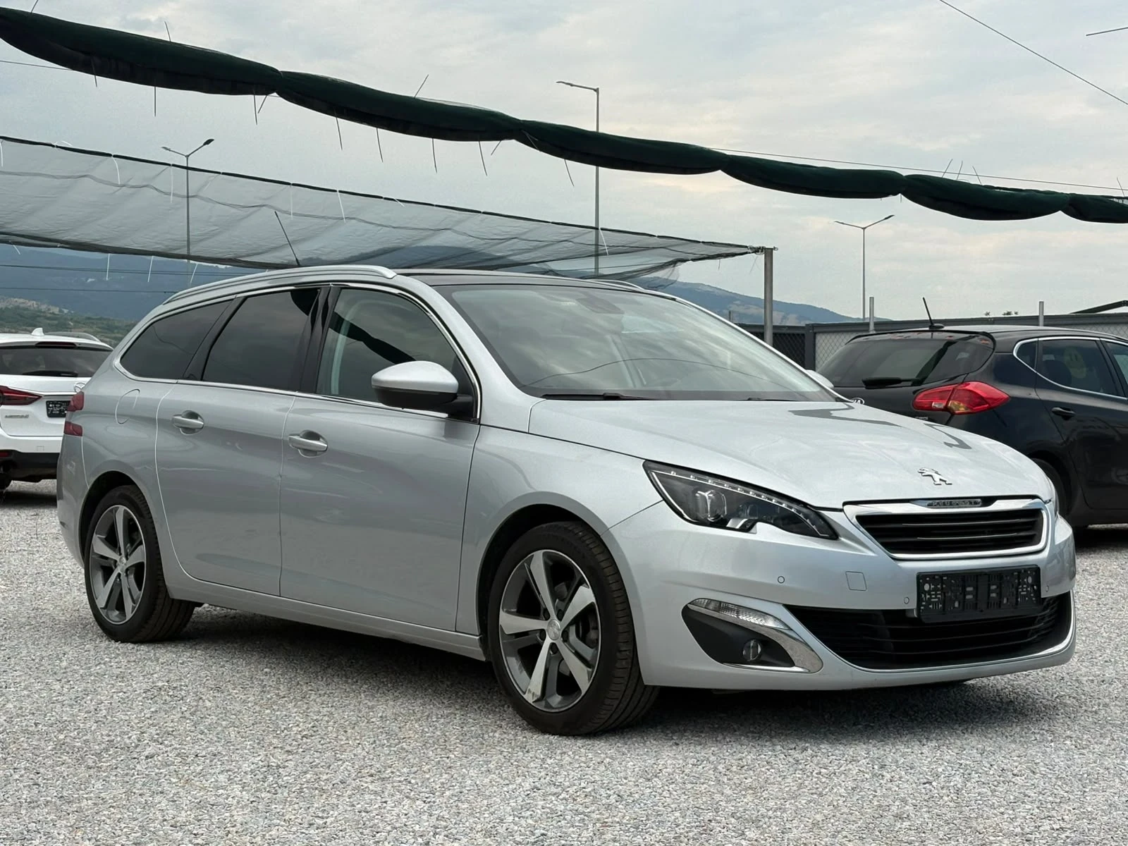 Peugeot 308 GT Line TOP , снимка 2 - Автомобили и джипове - 54947354