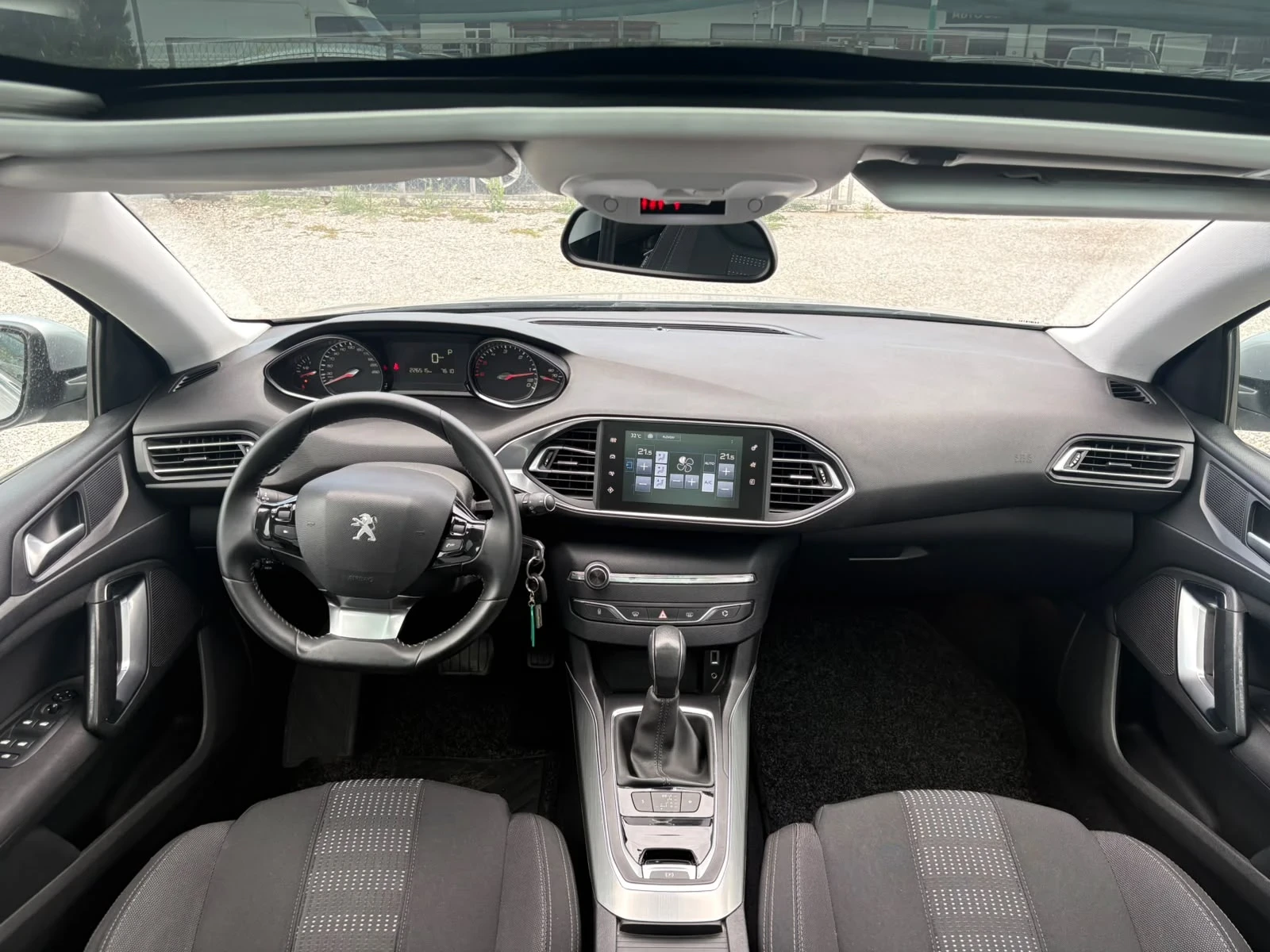 Peugeot 308 GT Line TOP , снимка 8 - Автомобили и джипове - 54947354