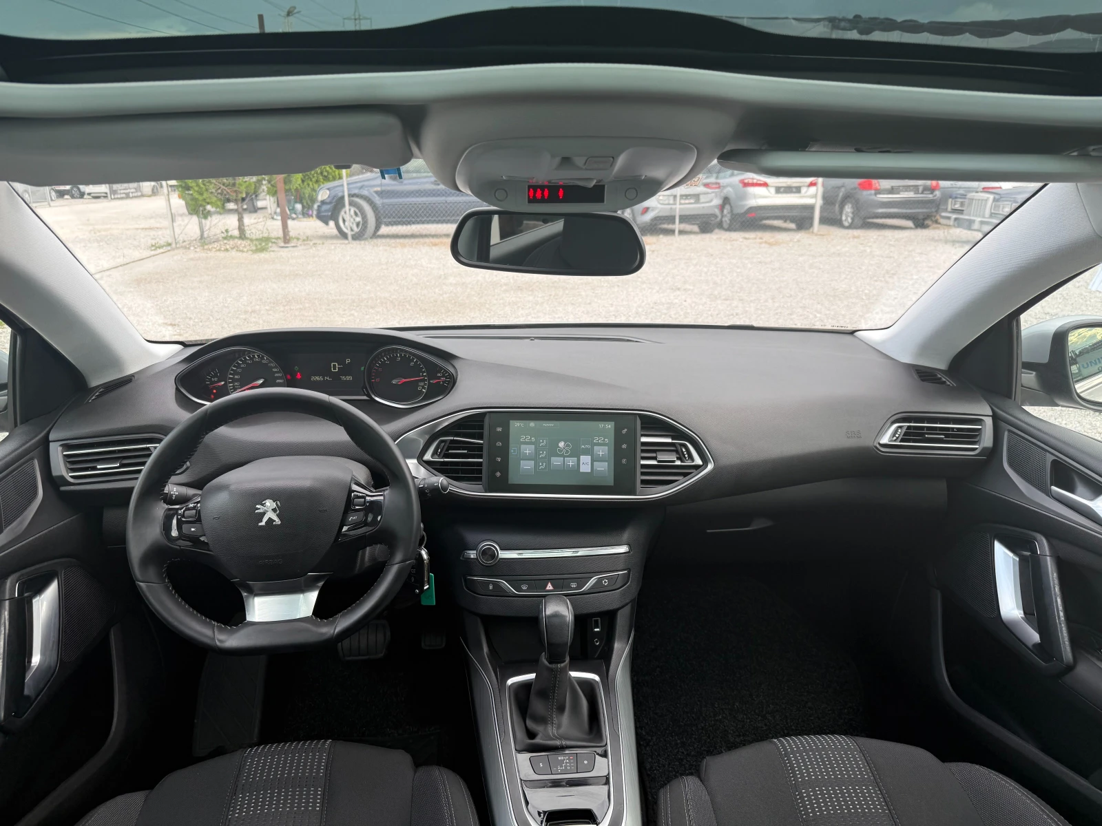 Peugeot 308 GT Line TOP , снимка 12 - Автомобили и джипове - 54947354