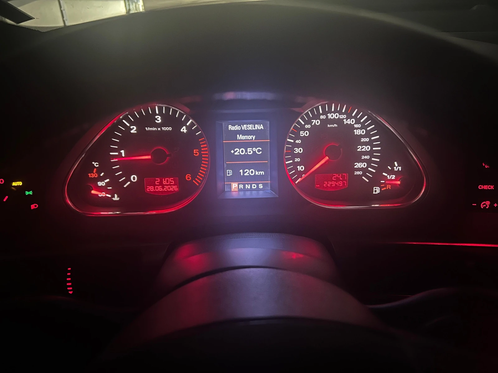 Audi A6, снимка 17 - Автомобили и джипове - 55087657