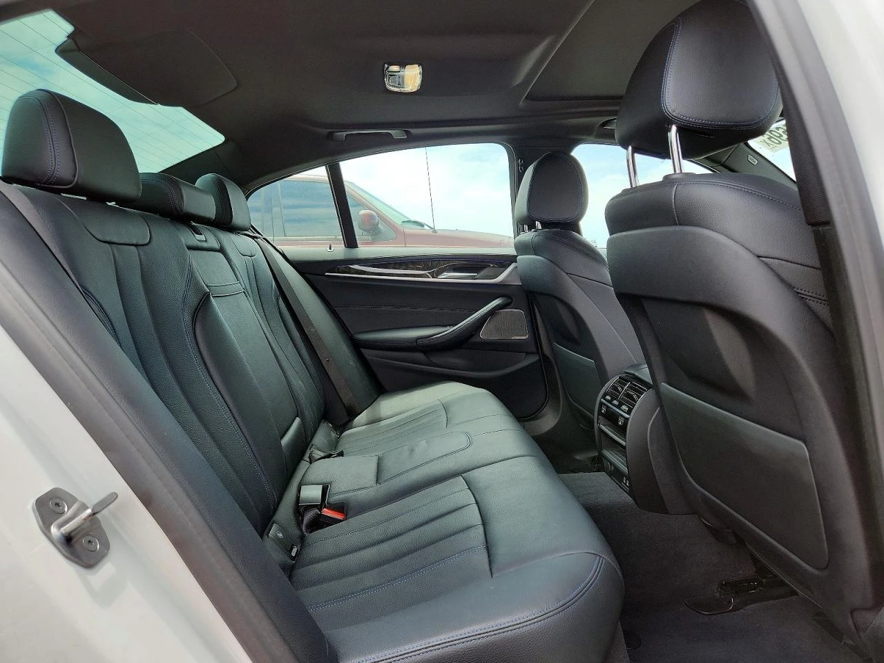 BMW 540 XI* 8ZF* B58* MPACK* HARMAN/KARDON* 360* , снимка 9 - Автомобили и джипове - 55494390