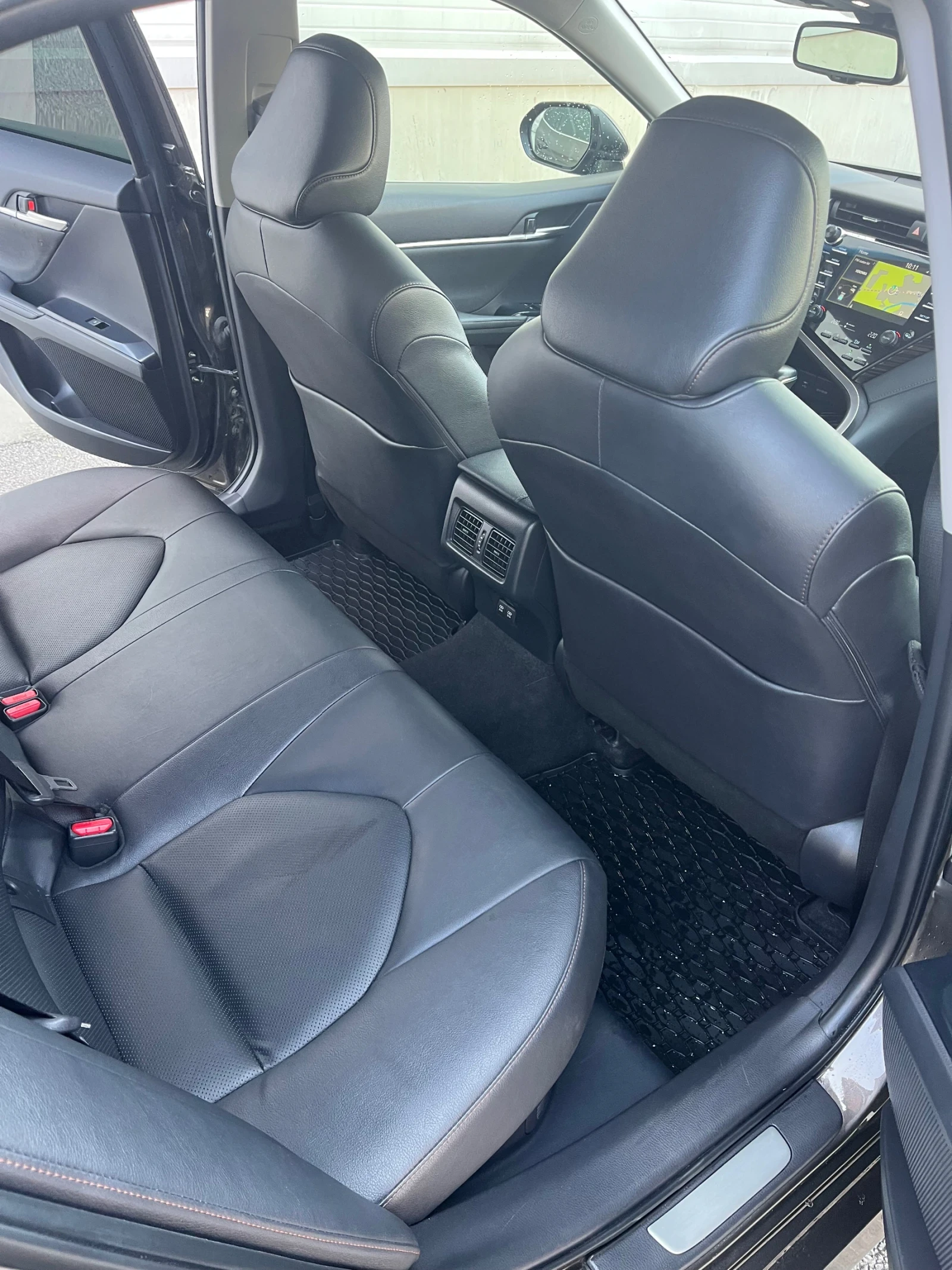 Toyota Camry, снимка 12 - Автомобили и джипове - 55838719